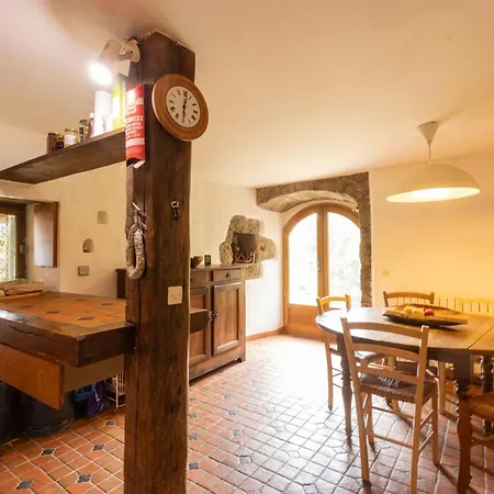 Hébergement de vacances Les Grisiéres Montpezat-sous-Bauzon